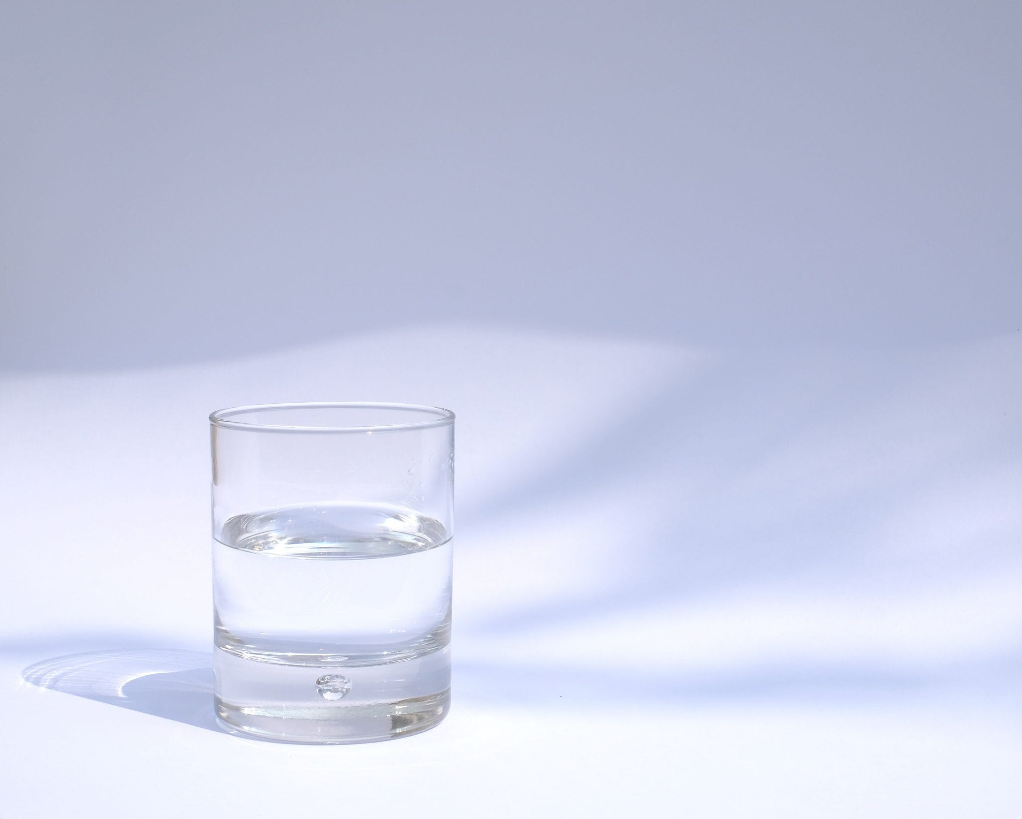 toegang volume lancering Hoe zwaar is een glas water? (Metafoor) - Instituut voor Durf en Daadkracht